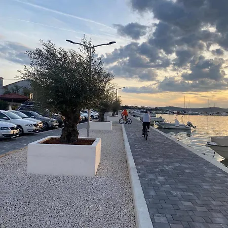 Old Town Heritage By Mrav Sukosan